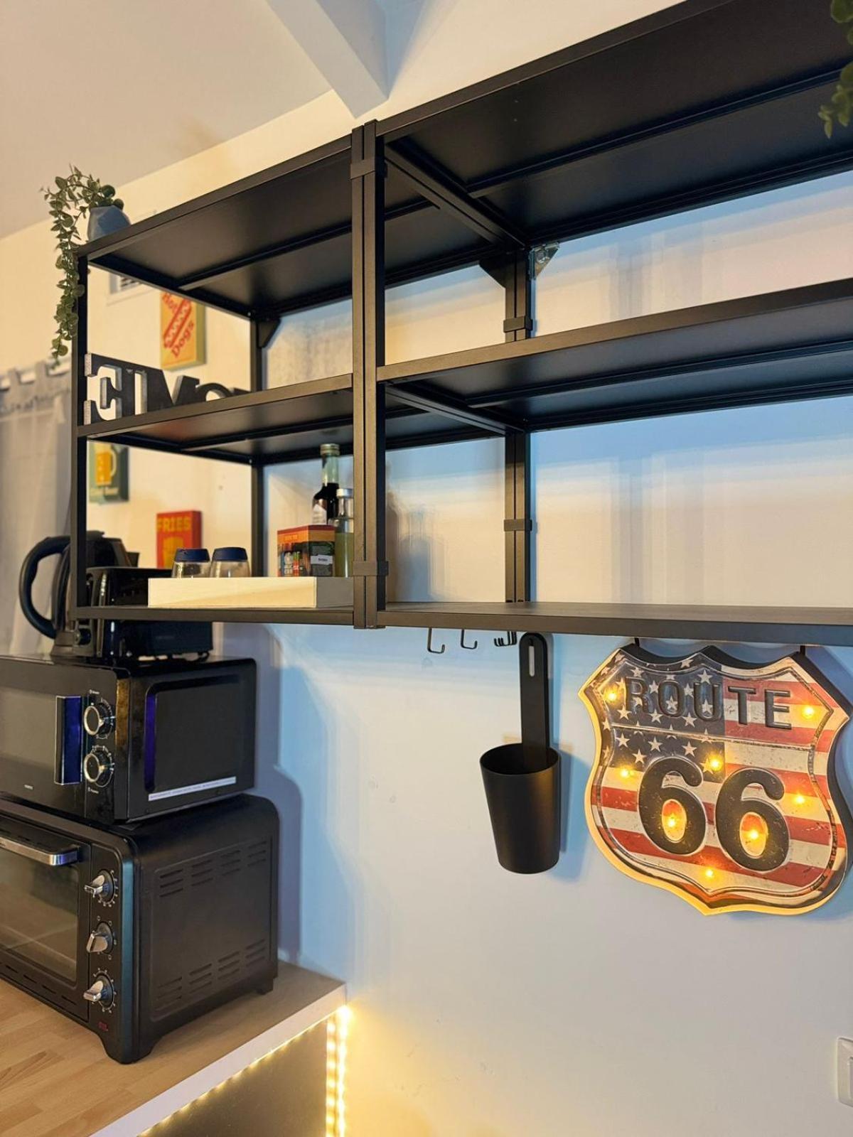 Maisonnette Proche De Paris & Home Cinema 부르그-라-레인느 외부 사진