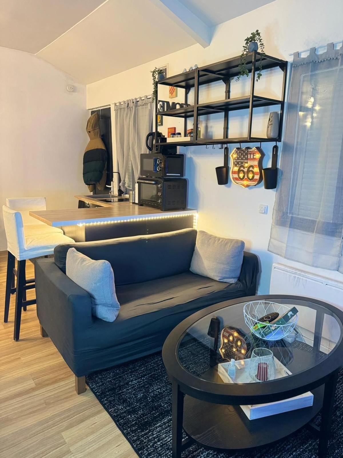 Maisonnette Proche De Paris & Home Cinema 부르그-라-레인느 외부 사진