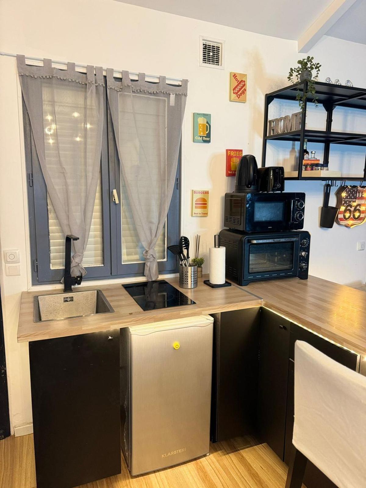 Maisonnette Proche De Paris & Home Cinema 부르그-라-레인느 외부 사진